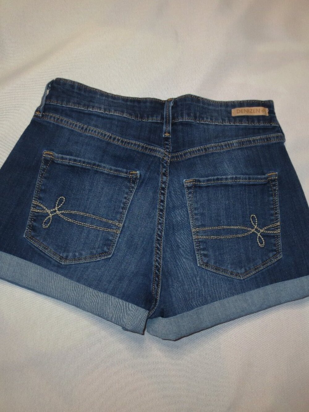 LEVI’S DENIZEN womens SHORTS denim JEANS blue HIGH RISE stretch SIZE 2